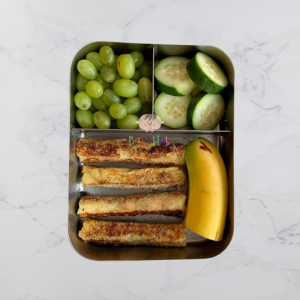 Healthy Lunch Box Ideas : French Toast Rolls and a Fresh Fruits