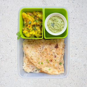 Healthy Lunch Box Ideas : Light and Crispy Rawa Dosa with Aloo and Coconut Chutney 