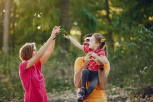 Screen Time Management : Outdoor activities promotes overall well-being - Babyhub