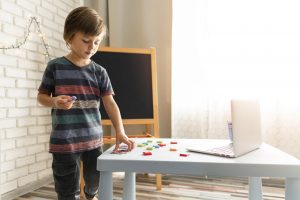 Too much screen time for children impacts on Play Time- Babyhub