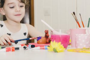 Screen Time Alternatives : Crafting unleash kids creativity - Babyhub