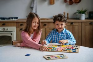 Board Games and Puzzles: Ideal Alternatives to Screen Time for Kids